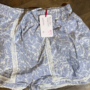 Floral Blue Women's Shorts